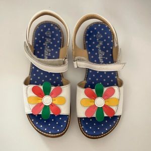 Leather padded sandals